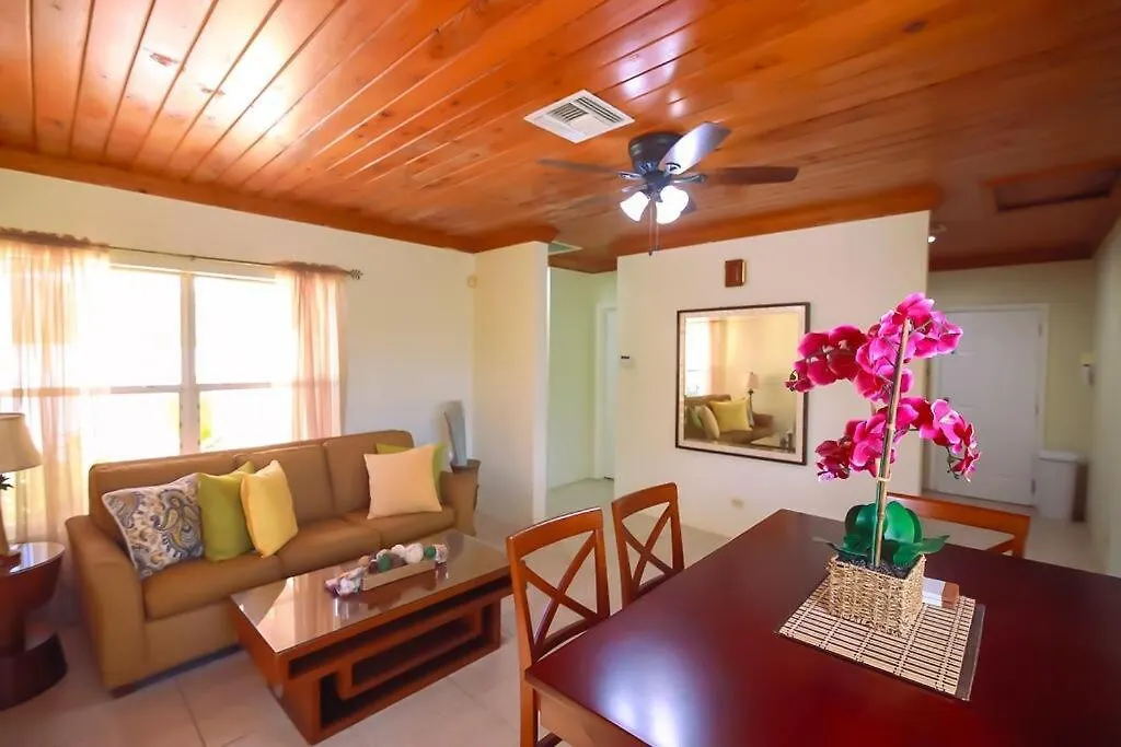 Semesterbostad Tangerine Sunsets Tuscany Cottage Nassau Bahamas